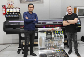 Mimaki UCJV300﻿ - топовая модель на рынке рулонных УФ-принтеров!