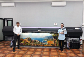 Если печать на натяжных потолках и фотообоях, то Mimaki SWJ-320EA!